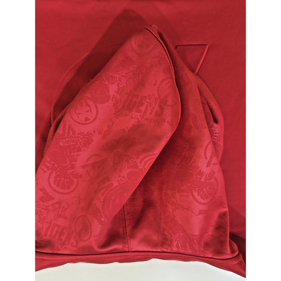 Marvel Avengers Hoodie Mens Large Red Embossed Graphic Pullover Superhero Comic - Picture 5 of 8